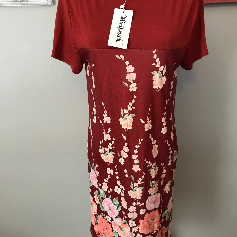 Dress - Picture 2 of 3